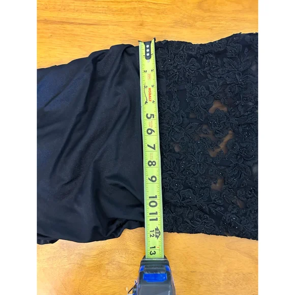 LA FEMME 30521 Sleek La Femme Lace-Corset Long Dress SZ 2 - Picture 6 of 11